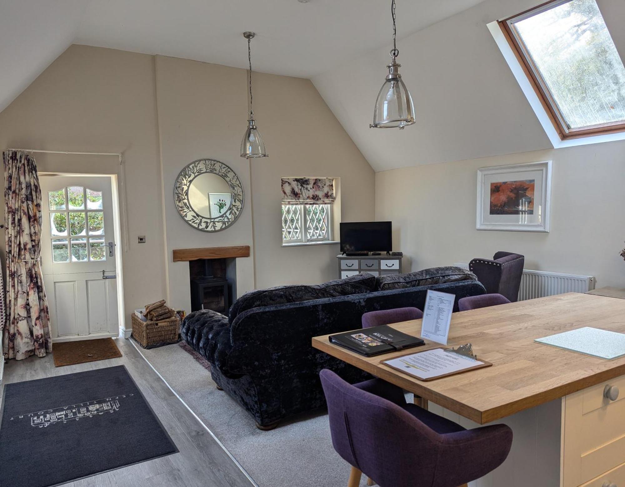 The Coach House Apartment At Cefn Tilla Court, Usk Buitenkant foto